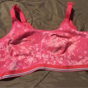 Cacique bra size 52DDD